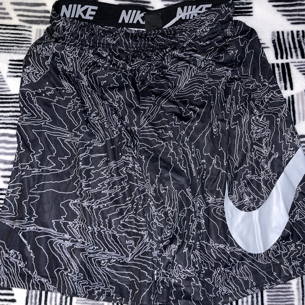 Nike Train Short 7”